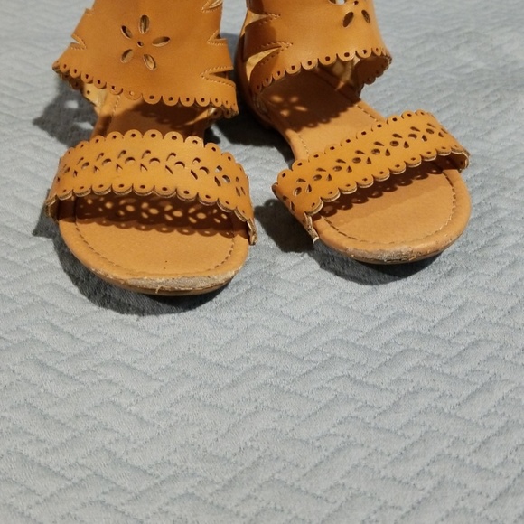 Cat and Jack toddler sandals - Picture 4 of 4